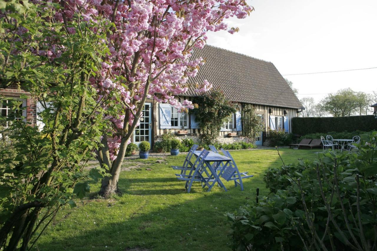 Chambre Meublee "La Roseliere" Sainte-Colombe  Exterior foto